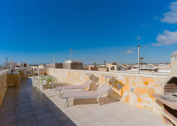 A Due Passi Dal Mare Primo Piano Apartman *